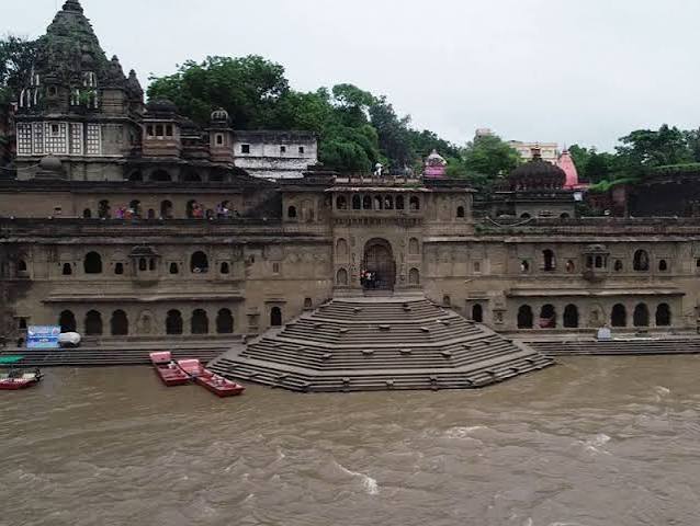 mAHEshwar